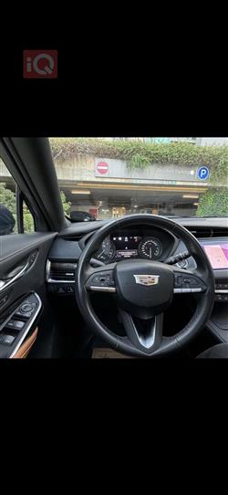 Cadillac XT4